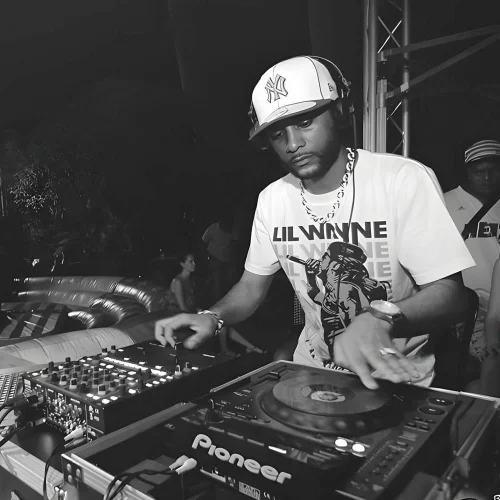 Dj Awal