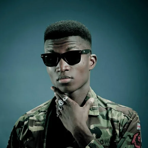 Kofi Kinata
