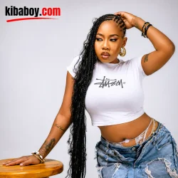 Amber Lulu - Huku