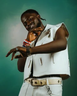 Bruce Africa - Woloto (feat. Country Wizzy)