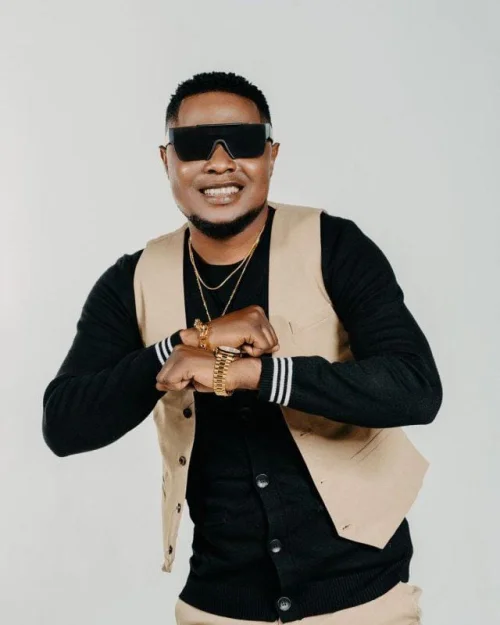 Christian Bella & CBO Music - Mariana (feat. CBO Music)