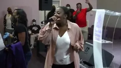 Le'Andria Johnson - Deliver Me (This Is My Exodus)