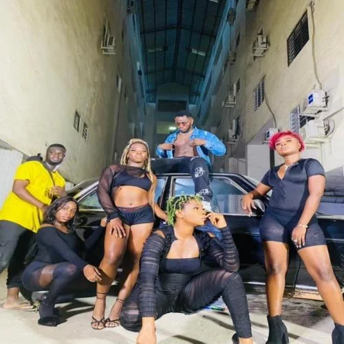 Lil Black - Danse