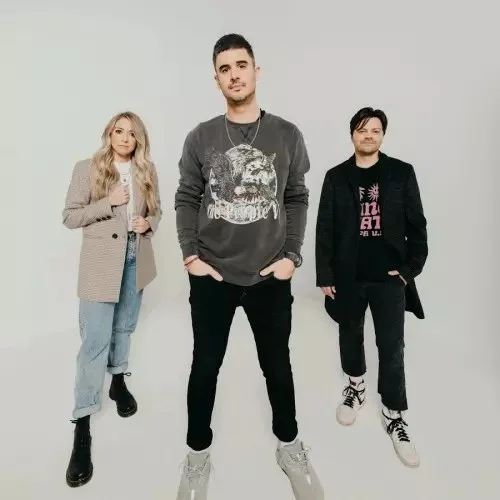 Passion Music - Draw Near (feat. Kristian Stanfill)