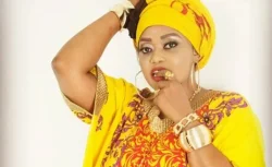 Ray C - Mama Ntiliye