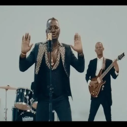 SEBA - ZOUGLOU BAL POUSSIERRE
