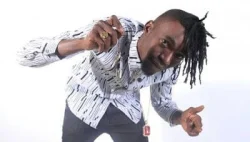 Sholo Mwamba - Anataka Uma