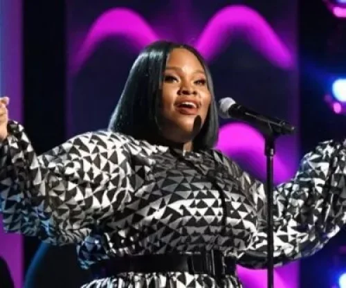 Tasha Cobbs Leonard - I Will Run