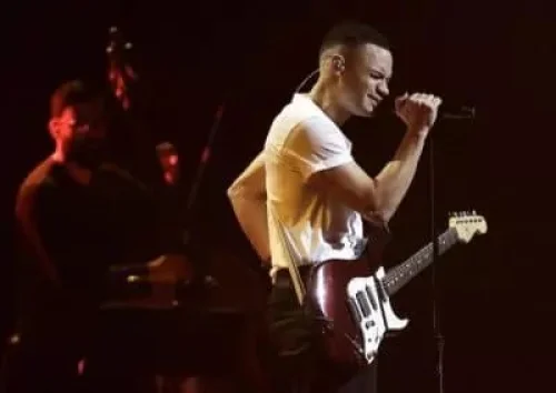 Tauren Wells - Like You Love Me