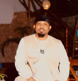 Tunda Man - Nipe Report II (feat. Spark)