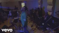 VaShawn Mitchell - God Can Do Anything