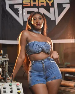 Wendy Shay - Crazy (Slomo)