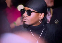 Young Dee - Blazaaaa (feat. CheqBob)